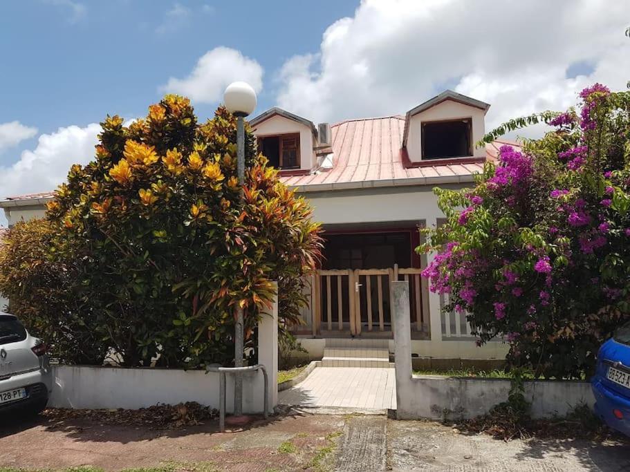 La Villa Les Crotons 1 Et 2 Sainte-Anne Luaran gambar